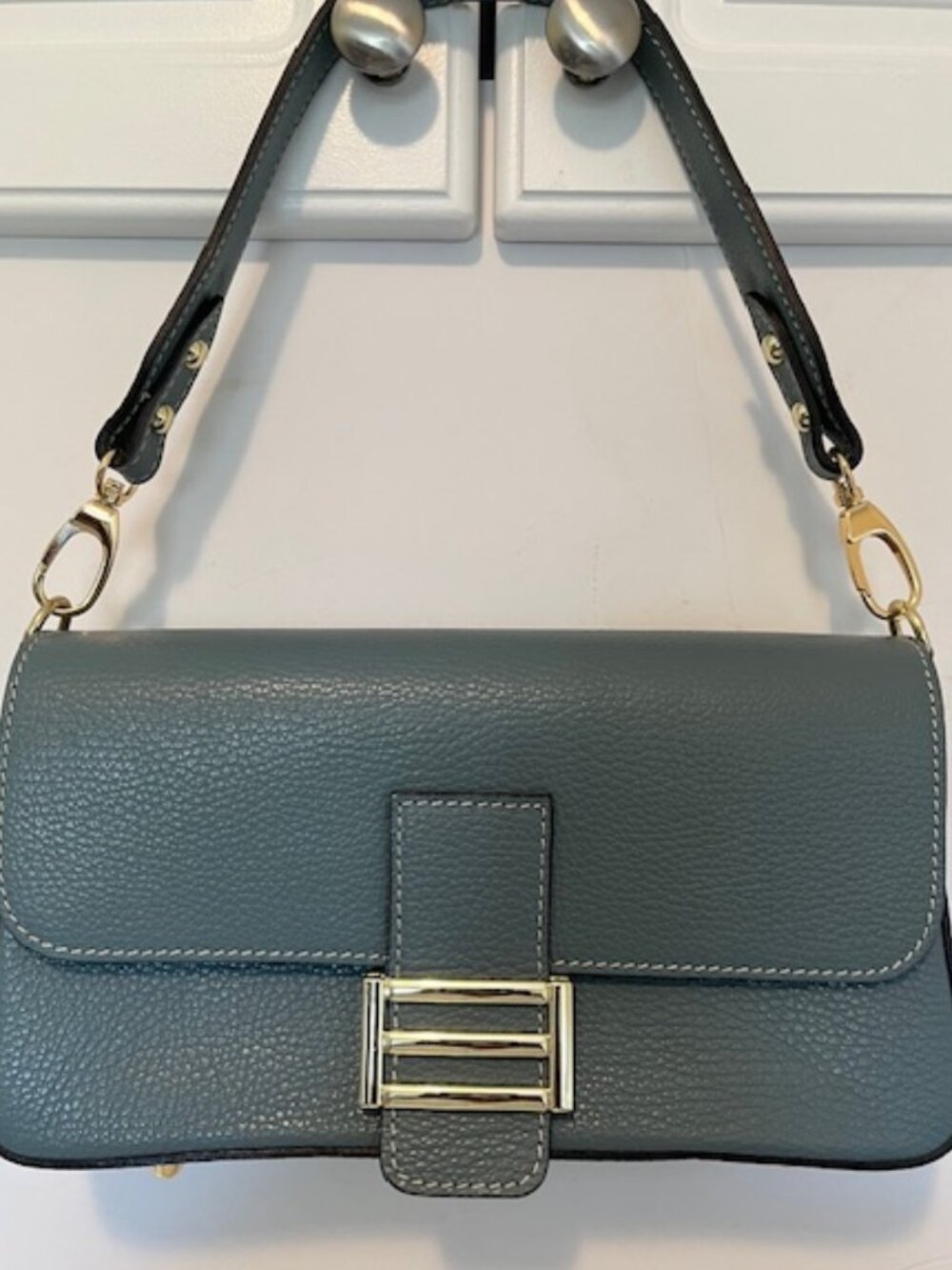 Divina Firenze leather crossbody bag.